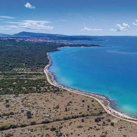 Apartamento 2 Bedroom Awesome In Mandre