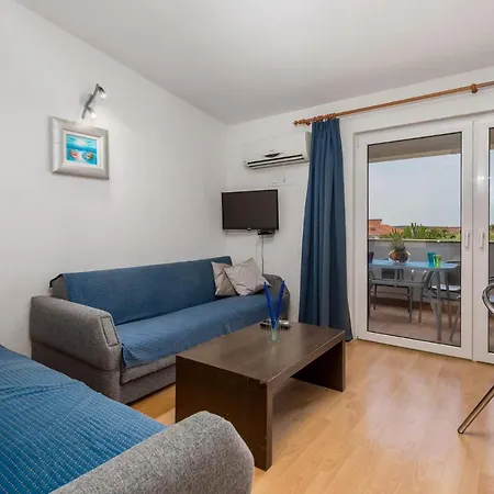 2 Bedroom Awesome In *