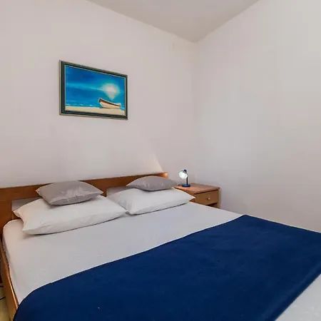 2 Bedroom Awesome In Mandre