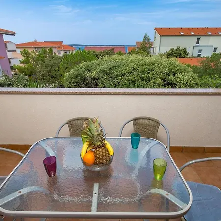 2 Bedroom Awesome In Apartment