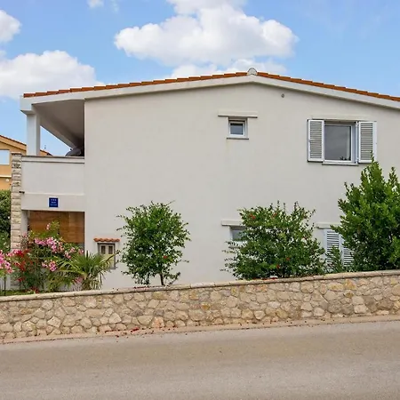 2 Bedroom Awesome In