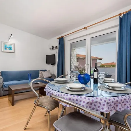 2 Bedroom Awesome In *