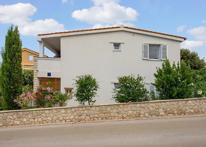 Stunning In With Wifi